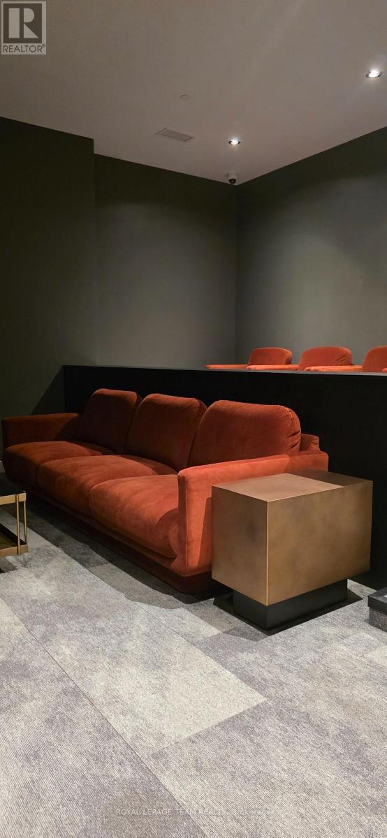 Building Photo - 180 George St