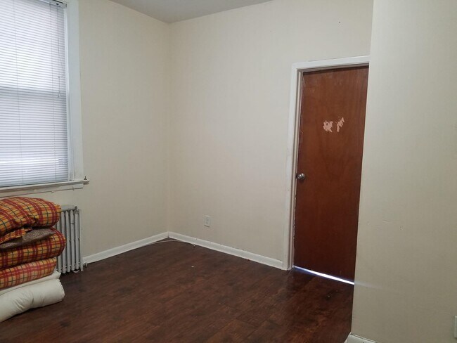 Foto del edificio - 1005 Columbia Ave