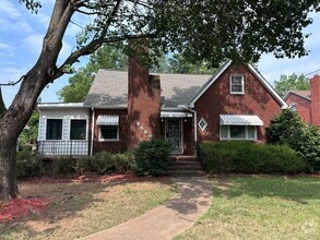 Building Photo - 2505 Tuckaseegee Rd