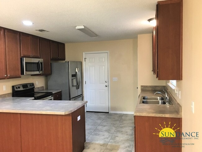 Building Photo - Charming 3-Bedroom Home in the Heart of Ni...