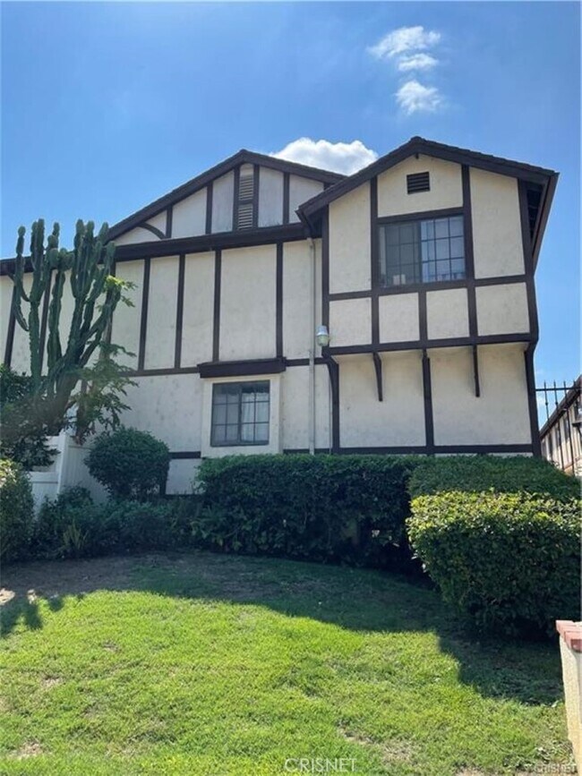 Foto del edificio - 19620 Wyandotte St