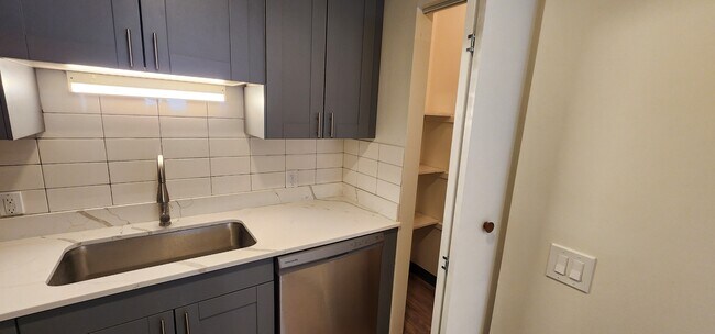 Foto del edificio - 1119 2nd St SW