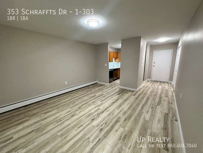 Building Photo - 353 Schraffts Dr