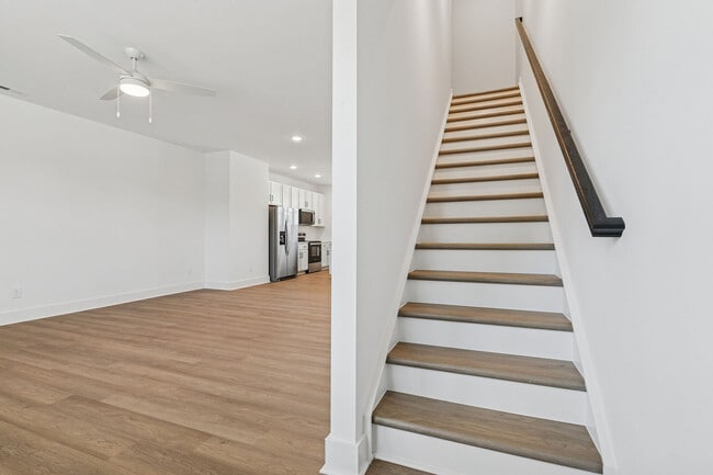 Building Photo - Sablewood