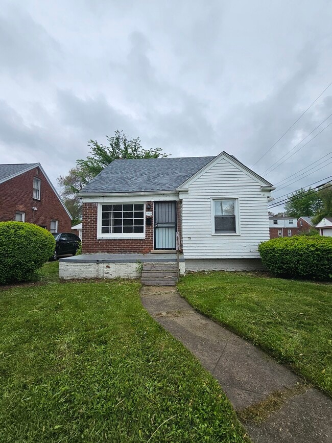 Building Photo - 19633 Barlow St