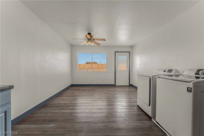 Building Photo - 27 Nevada Way