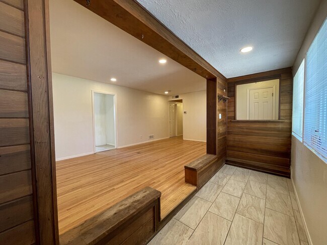 Foto del edificio - 2735 San Pablo St NE