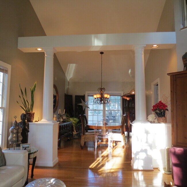 Dining Room - 3822 Parkland Drive