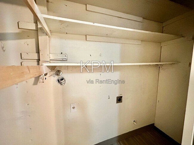 Foto del edificio - 1025 E 9th St
