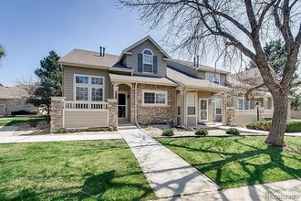 Building Photo - 10063 Grove Ct