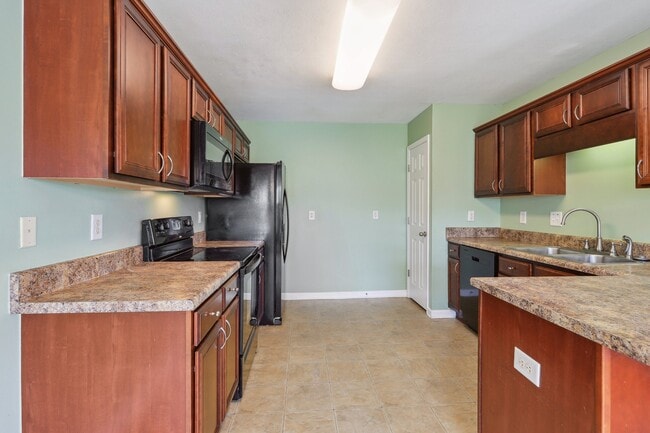 Foto del edificio - 404 Birdstone Dr