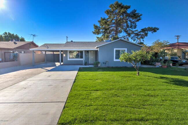 Building Photo - 2309 E Mulberry Dr