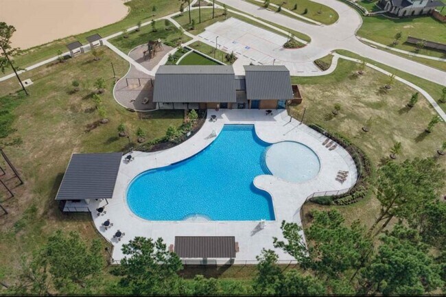 Foto del edificio - 7210 Cedar Hbr Ct