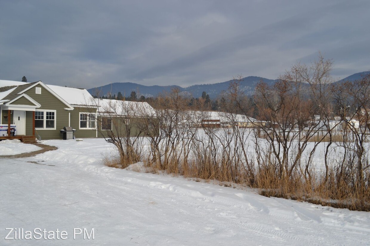 Primary Photo - 4 br, 2 bath House - 16795 Lightning Drive