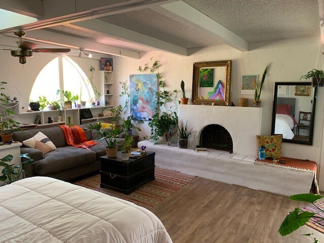 Upstairs Bedroom - 127 W Highland Ave