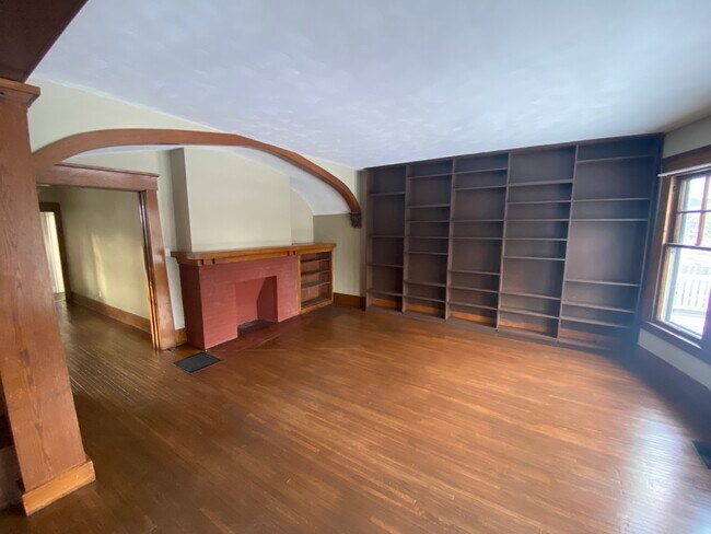 Building Photo - 2416 Webster St