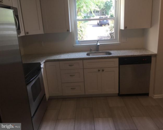 Foto del edificio - 4622 Sands Way