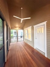 Building Photo - 1412 Sul Ross St