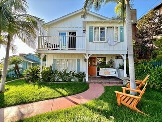 Building Photo - 560 Flora St