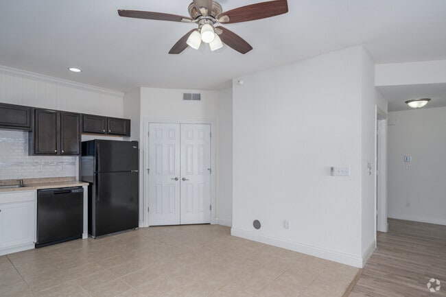 5523 Frostwood Pky 2BR, 2BA - 1,035SF - Dining Room - Frostwood Apartments