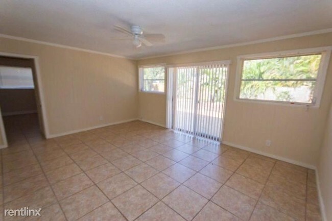 Building Photo - 4 br, 2 bath House - 405 S Loxahatchee Dr