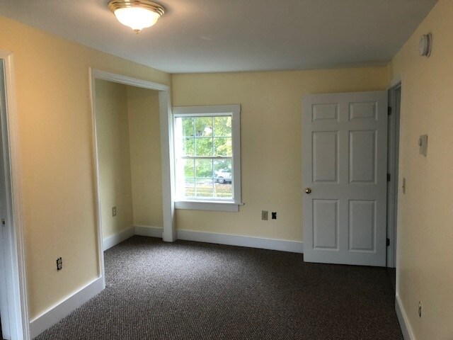 Building Photo - 23 Ashuelot St