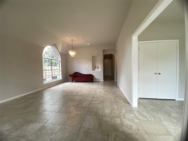 Foto del edificio - 15922 Williwaw Dr