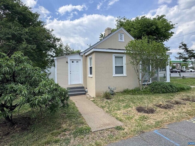 Foto del edificio - 704 Druid Ave