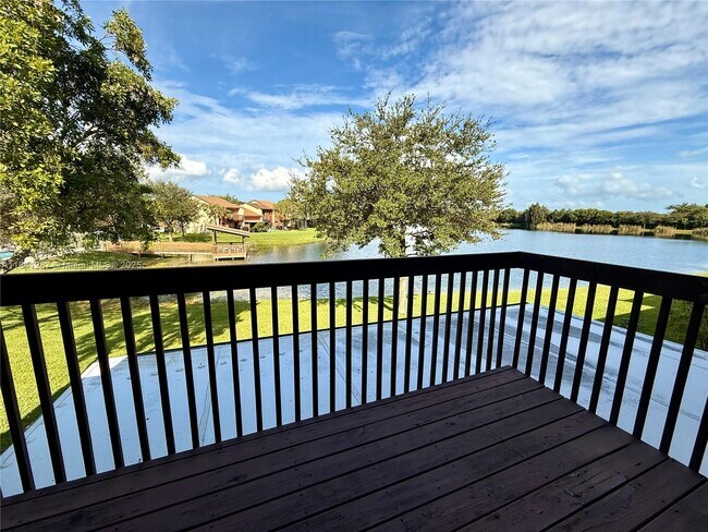 Foto del edificio - 4192 SW 87th Terrace