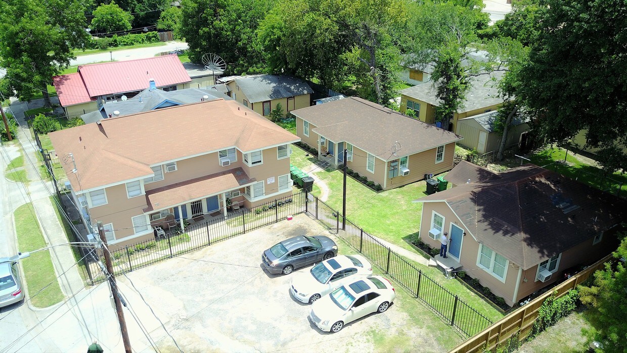 Primary Photo - The Residences at Sam Wilson