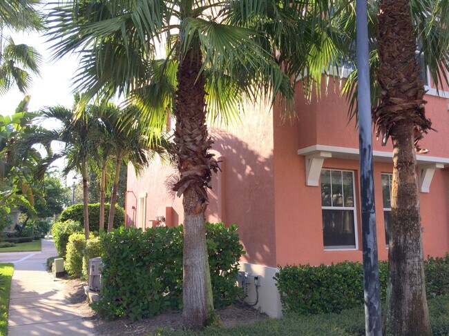 Foto del edificio - 810 Marina Del Ray Ln