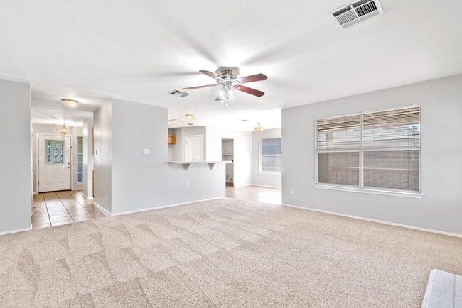 Building Photo - 1514 Royce Ln