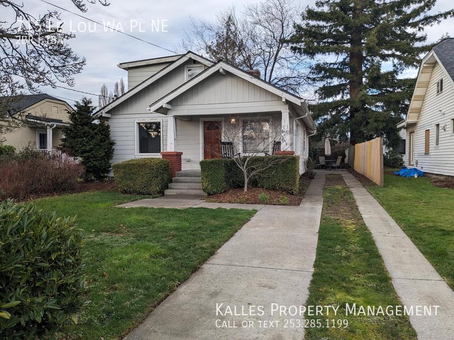 Primary Photo - Cute 2 bed 1 bath plus loft home in Tacoma