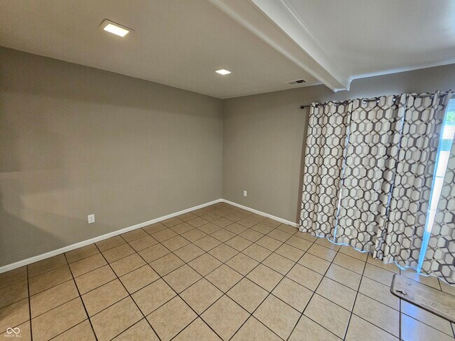 Building Photo - 6312 Commons Dr