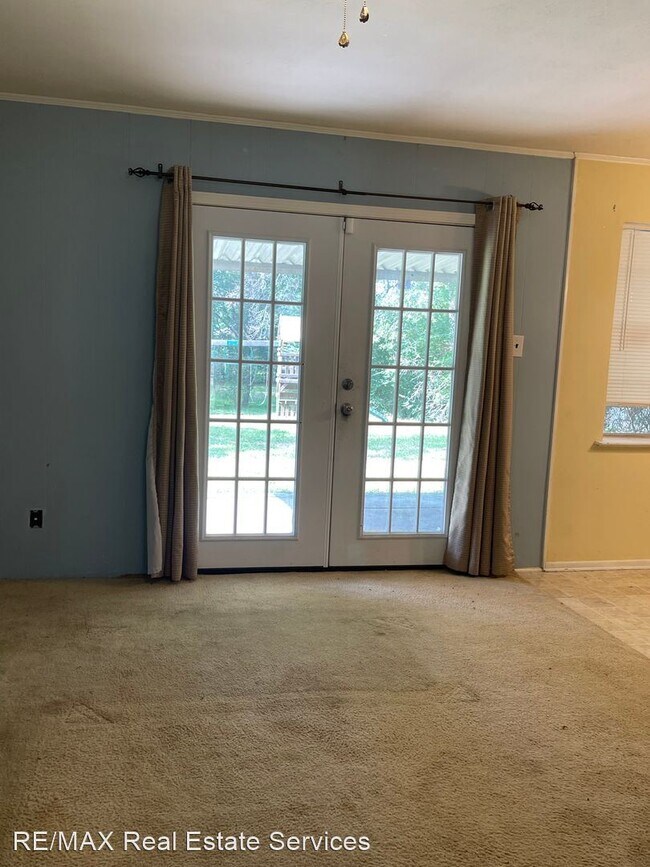 Foto del edificio - 3 br, 1.5 bath House - 9010 Southwood Drive