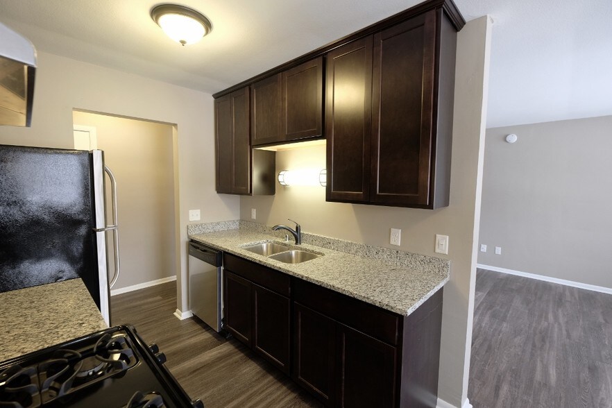 West End Trails Apartments Rentals Golden Valley, MN