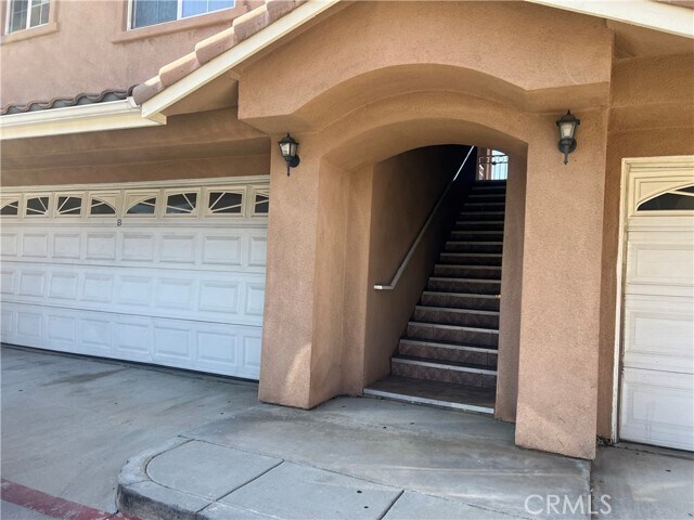 Foto del edificio - 8441 Oleander Ave