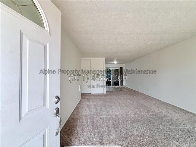 Foto del edificio - 925 NW Joy Ave