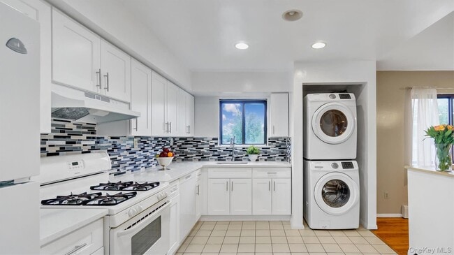 Foto del edificio - 9 Harrison Ave