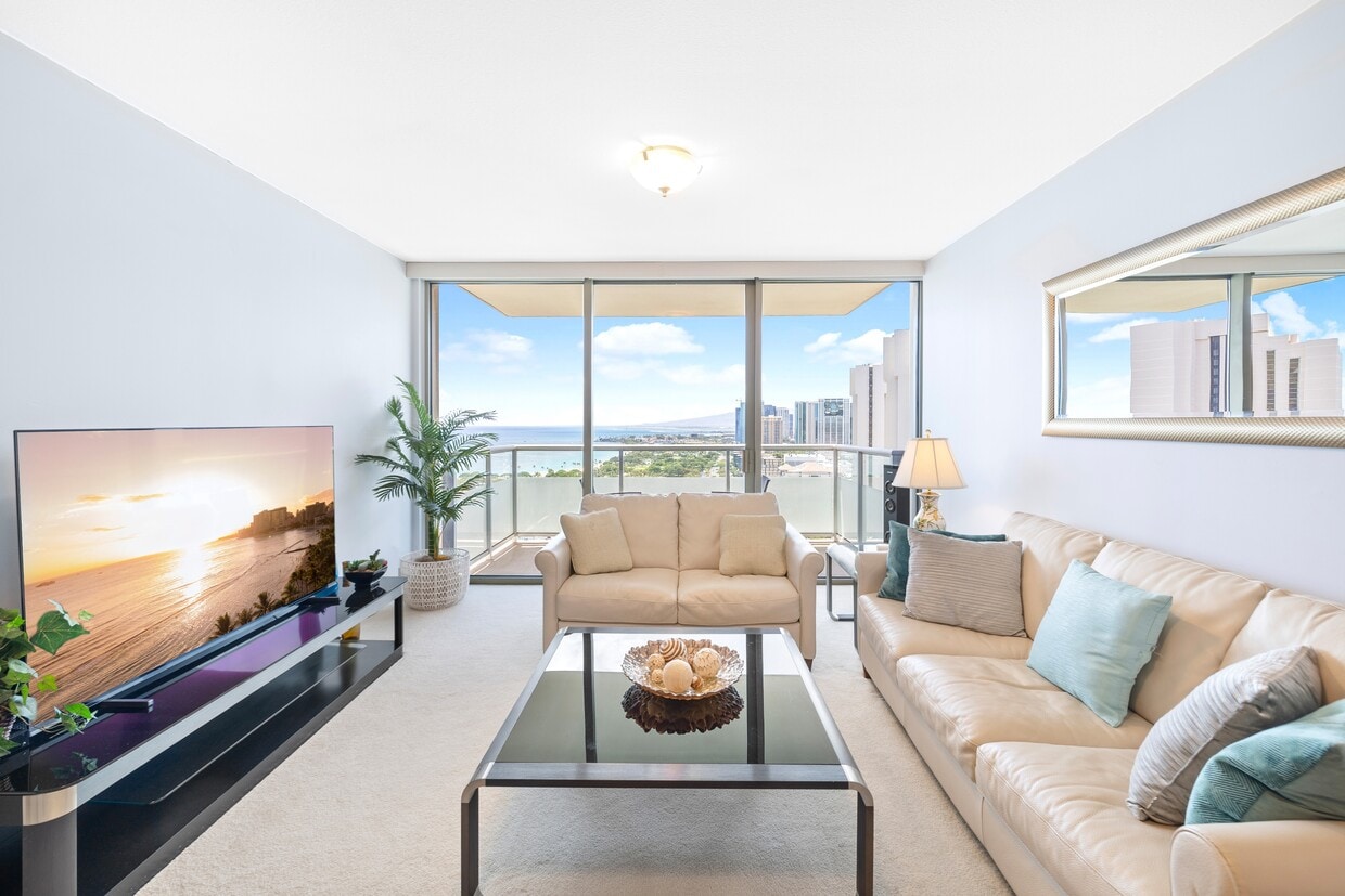 Primary Photo - 1551 Ala Wai Blvd