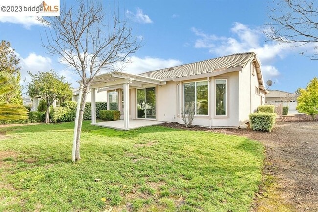 Foto del edificio - 935 Centennial Dr