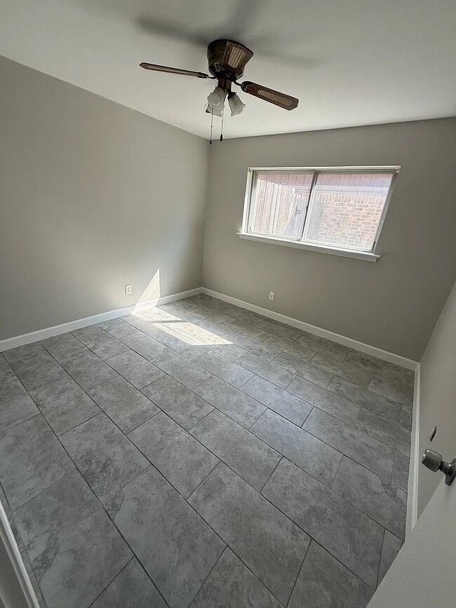 Foto del edificio - 14307 Lantern Ln