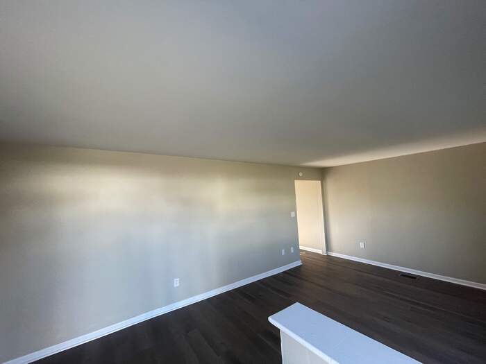 Building Photo - NOW AVAILABLE! - 366 Franklin Ave, Xenia, ...