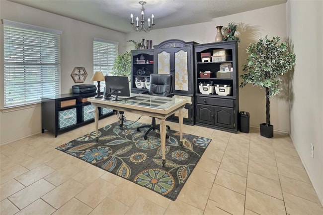 Building Photo - 21691 Horseshoe Dr