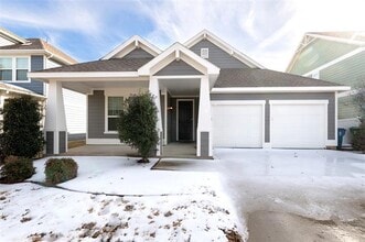 Building Photo - 9108 Blackstone Dr