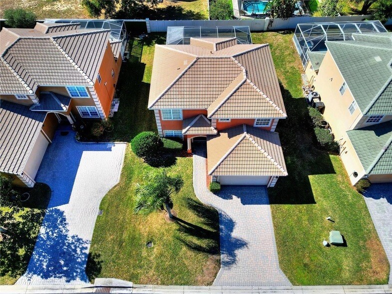 Building Photo - 205 Vista View Dr