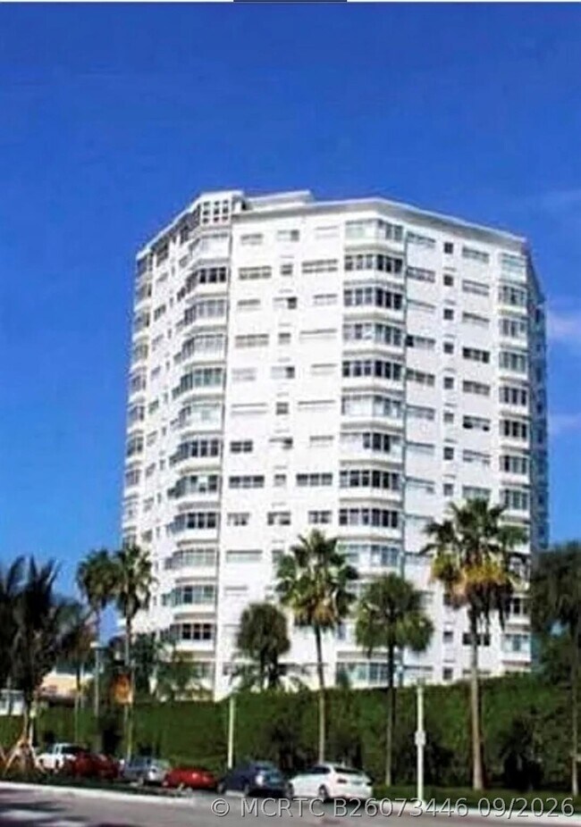 Building Photo - 1881 Washington Ave