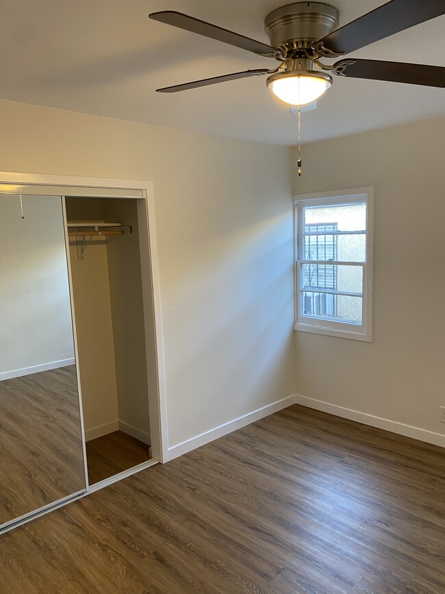 Bedroom - 6150 Easton St