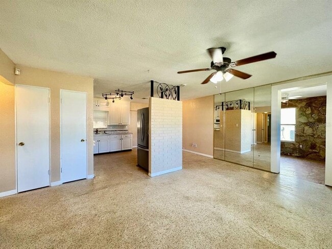 Building Photo - 2511 Imlay Ct S