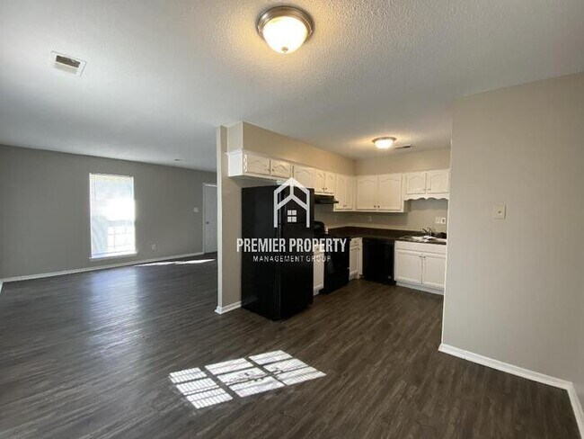 Building Photo - 3876 Lucky Trail Dr